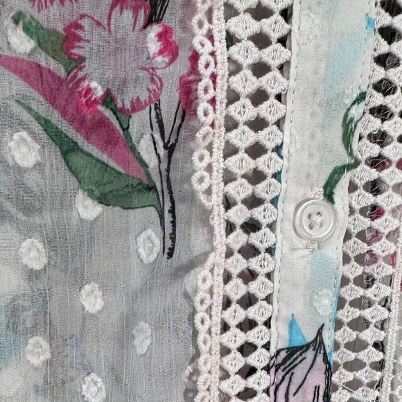 Torrid Chiffon Clip Dot With Lace Inset Top - Picture 9 of 9